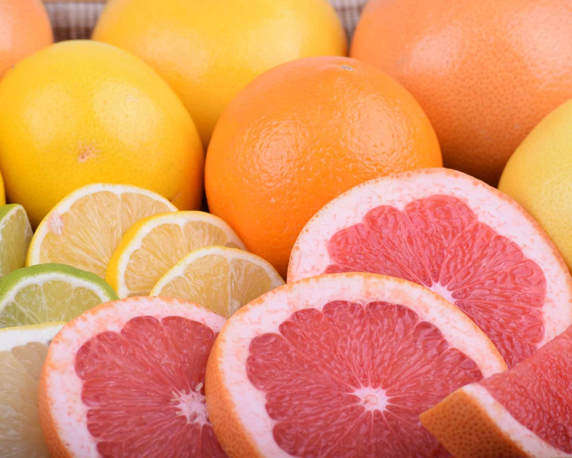 Grapefruit, pomaranče, citróny a limetky