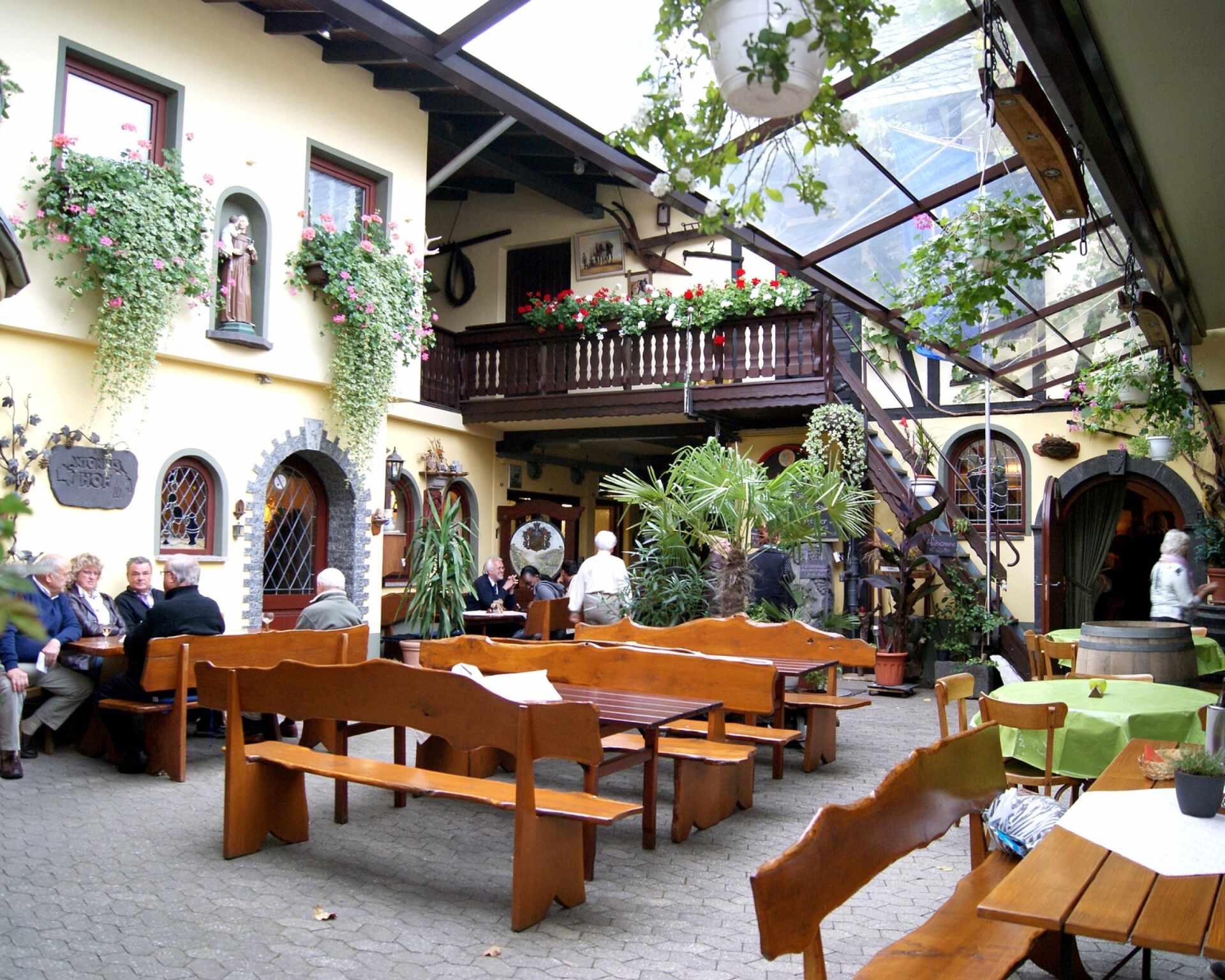 Reštaurácia s vonkajšou terasou