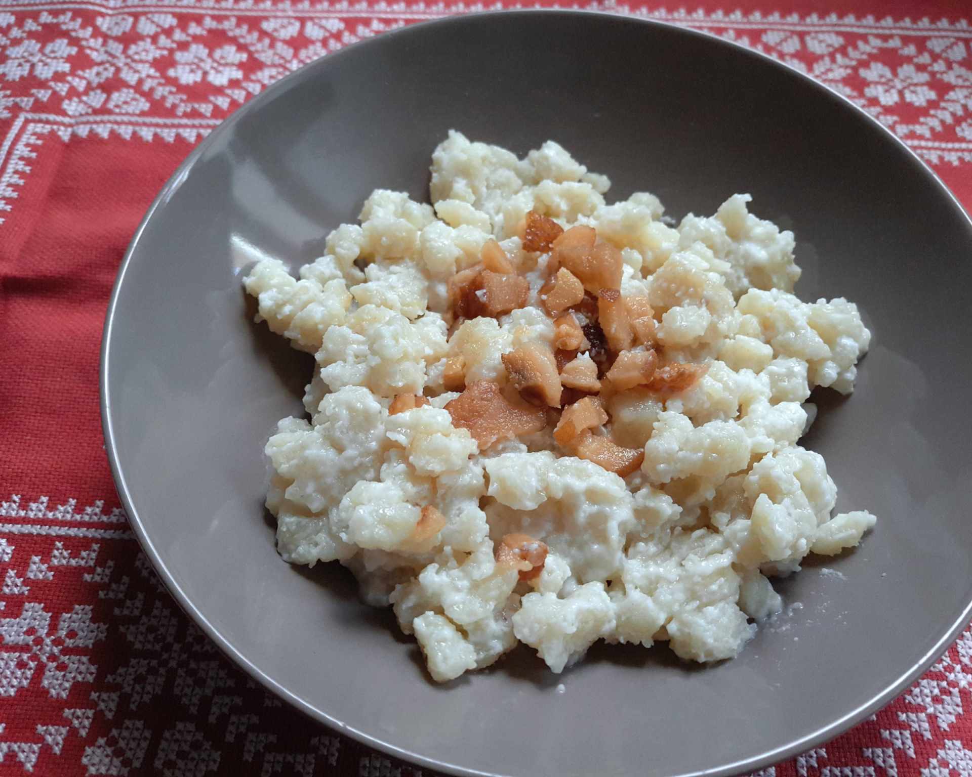 Domáci varený banícky štiarc so škvarkami