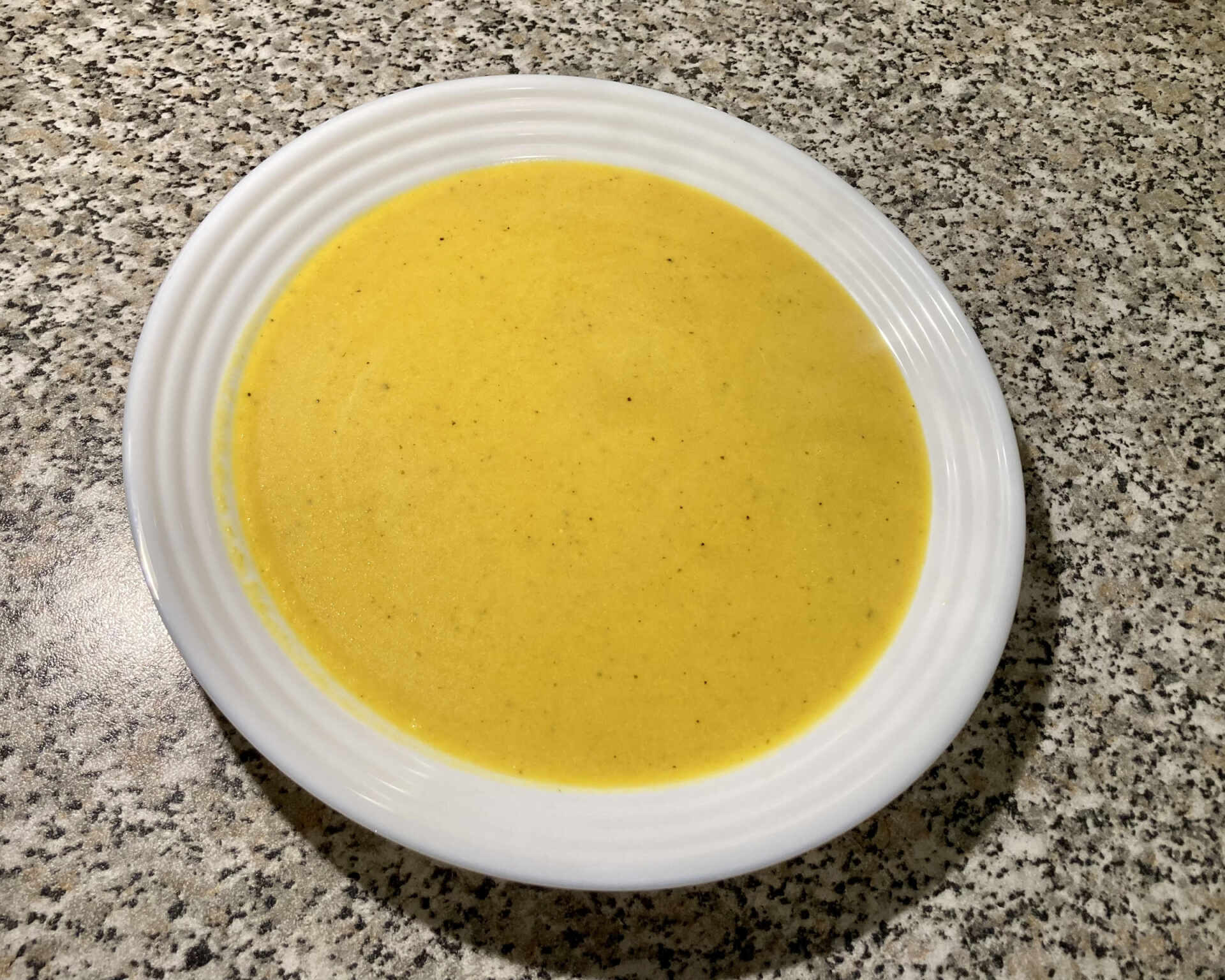 Hotová krémová polievka z kukurice