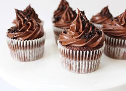 Recept na cup cakes, tortičky z čokolády v papierových košíčkoch